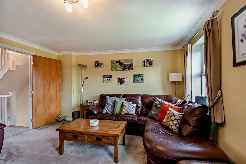 8552642-interior15-800.jpg