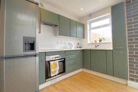 35 Wellesley Street, Gloucester, GL1 4QP