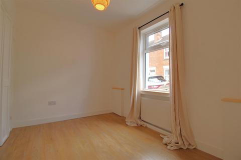 35 Wellesley Street, Gloucester, GL1 4QP