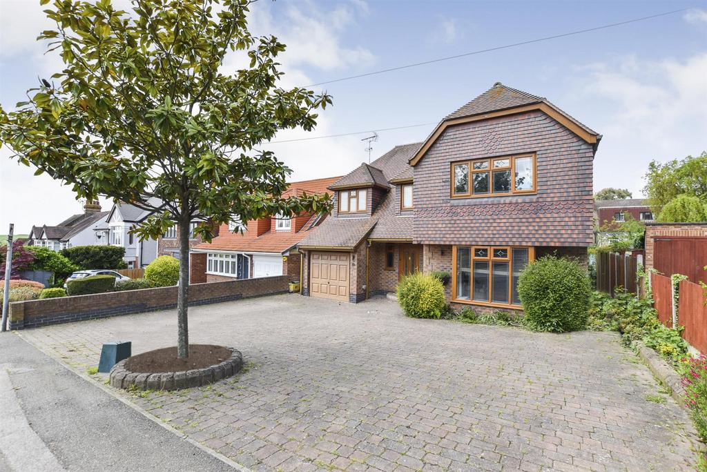Vicarage Hill, Benfleet 6 bed detached house for sale £699,995