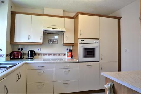 2 bedroom retirement property for sale - Southfields Road, Eastbourne
