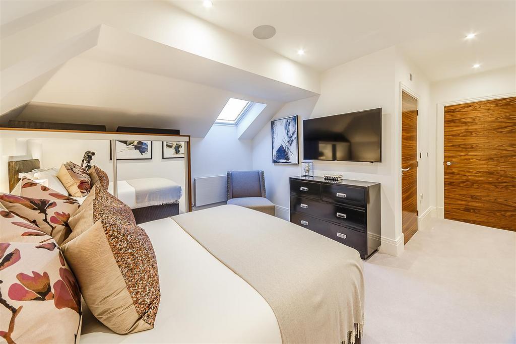 8317875-interior07.jpg