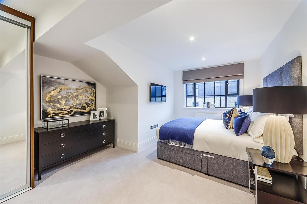 8317875-interior01.jpg