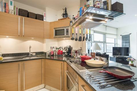 1 bedroom apartment to rent, Kingfisher House, Battersea Reach