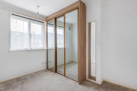 31 Oakview Road, London, SE6 3QF