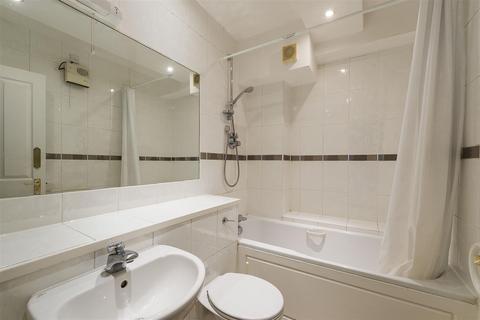 2 bedroom apartment to rent, Cedar House, London W1U