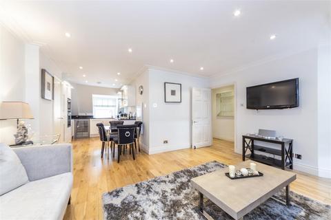 1 bedroom apartment to rent, Grosvenor Hill, London W1K