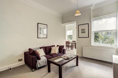 2 bedroom apartment to rent, Somerset Court, London W8