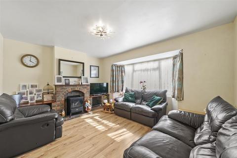 28 Tylers Gate, Harrow, HA3 9XH