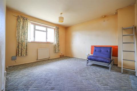 98 Spring Lane, Hemel Hempstead, HP1 3QJ