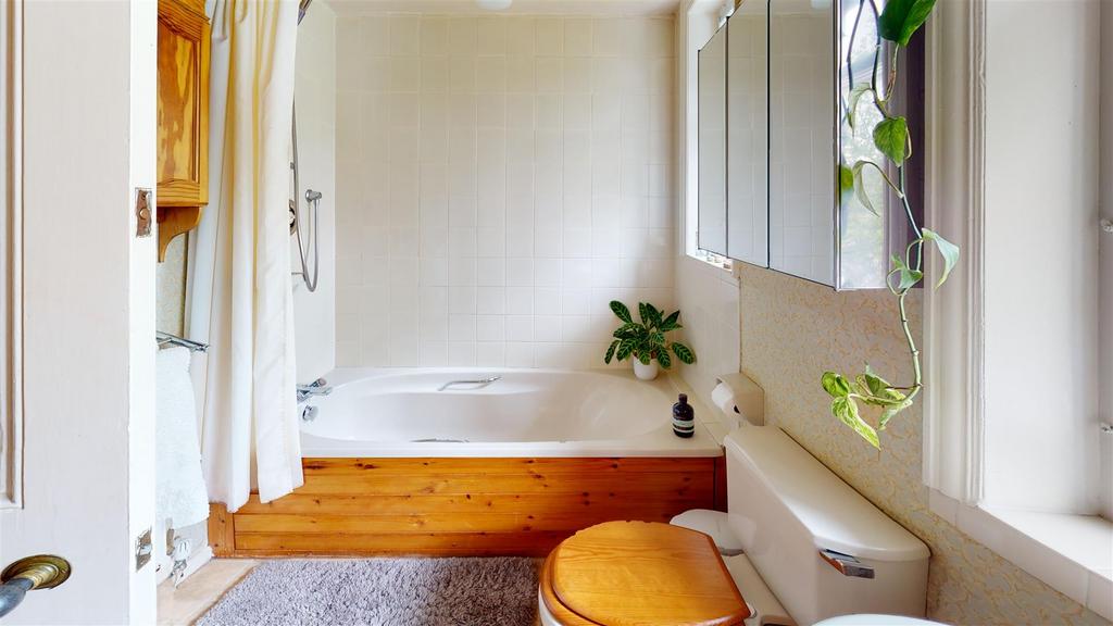 East-Lane-Bathroom.jpg