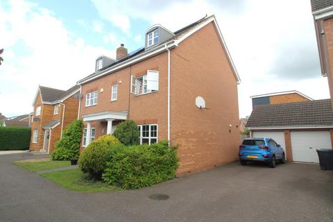 5 bedroom detached house for sale, Stotfold Road, Arlesey, SG15