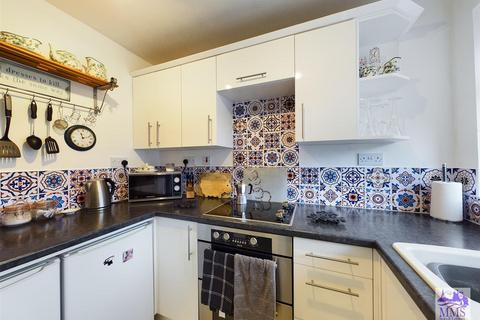 48 Abinger Drive, Chatham, ME5 8UL