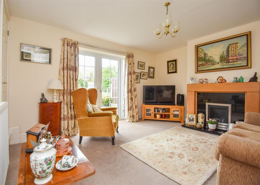 69 Bhylls Lane, Castlecroft 2 bed semidetached house for sale £225,000