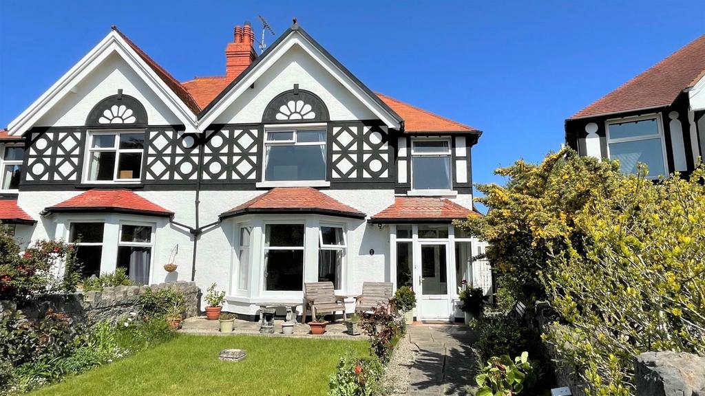 St. Andrews Place, Llandudno 4 bed semidetached house for sale £395,000