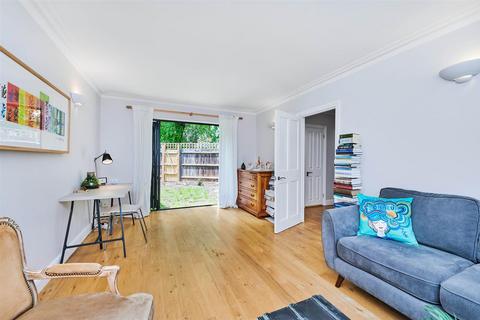 3 bedroom detached house for sale, Fitzgerald Road, Mortlake, SW14