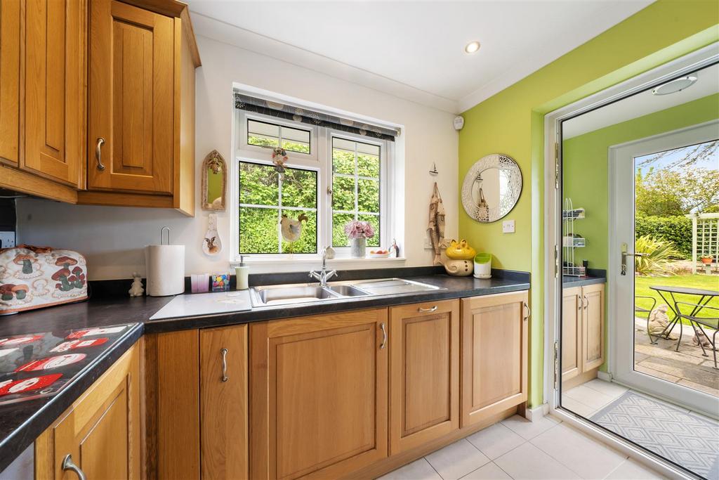Kitchen.jpg