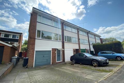 70 Beech Farm Drive, Tytherington, Macclesfield, SK10 2ER