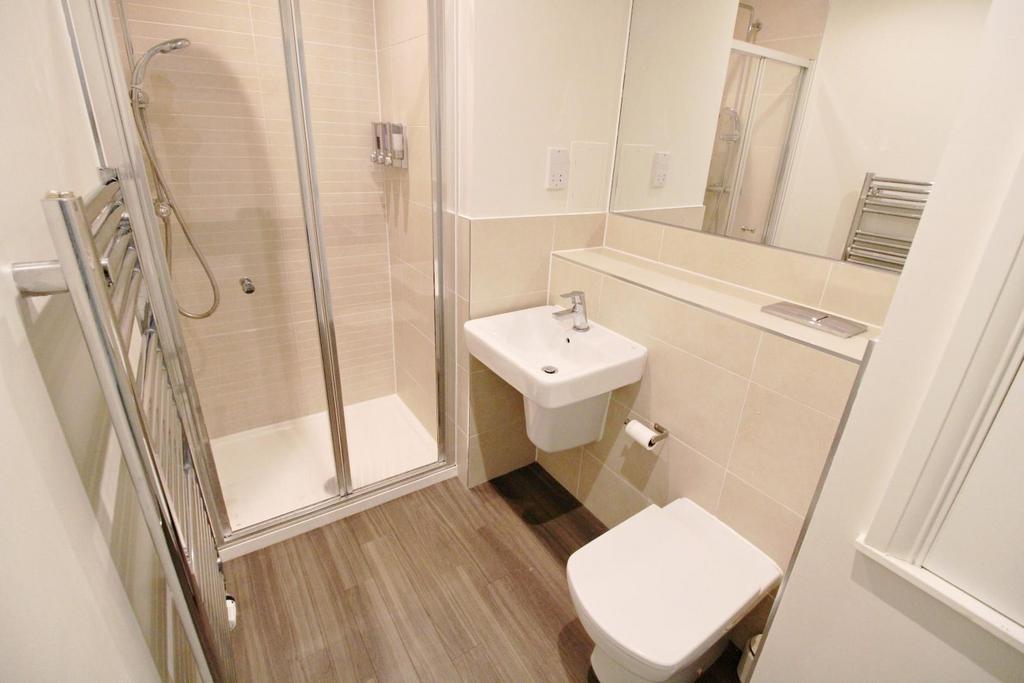 En Suite Shower Room