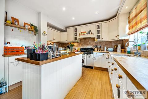 178 Erith Road, Bexleyheath, DA7 6HU