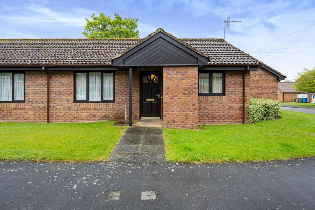Vicarage Close, Bubwith, Selby 2 bed bungalow for sale £40,000