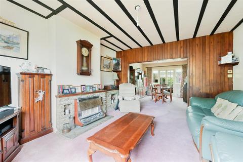 18 Buff Avenue, Banstead, SM7 2DW