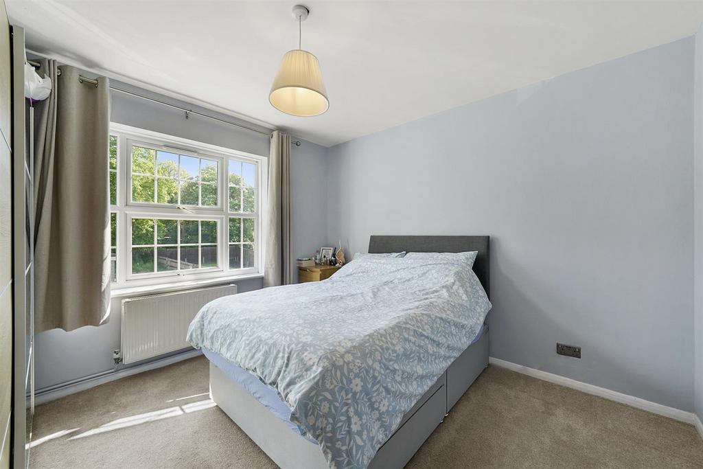 Flat 4, Montague Fell - Lhf8 NFm9w93o Du WY6ax W.jpg