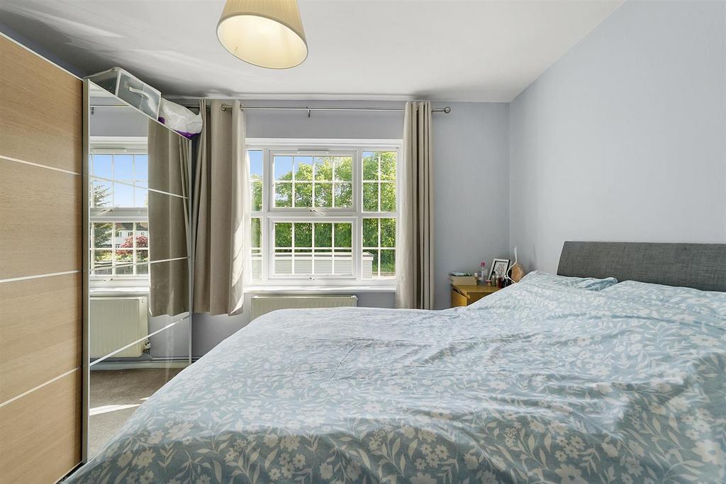 Flat 4, Montague Fell - QXpst Ug KJWPZQI1n2nf F.jpg