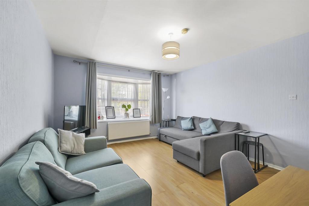 Flat 4, Montague Fell - SBU9 Db Jb HRx J88 Qx VXs H.jpg