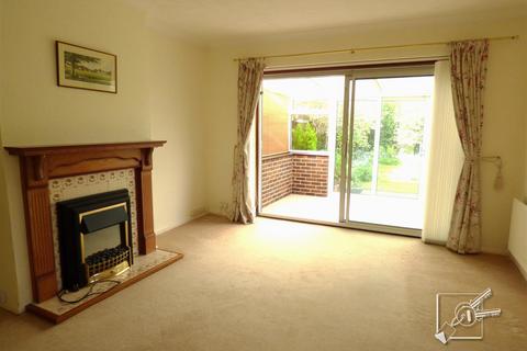 58 Nursery Road, Meopham, Gravesend, DA13 0NF