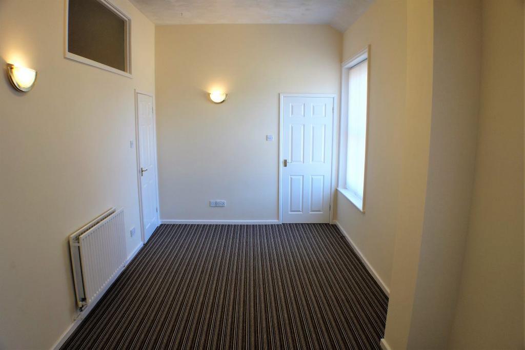 Store Street, Haslingden, BB4 5TH 2 bed apartment to rent £600 pcm (£