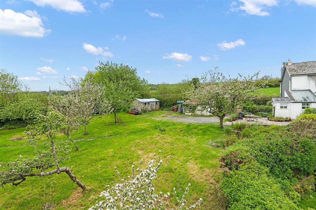 Scorriton, Buckfastleigh 4 bed detached house for sale £795,000