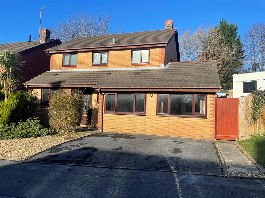 Llys Cilsaig, Dafen, Llanelli 4 bed detached house £1,100 pcm (£254 pw)