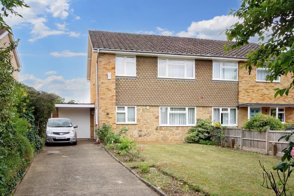 GROVESIDE, GREAT BOOKHAM, KT23 4 bed house £699,950