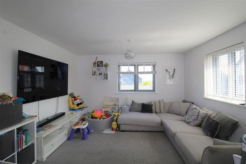3 Baird Way, Minster On Sea, Sheerness, ME12 3UG