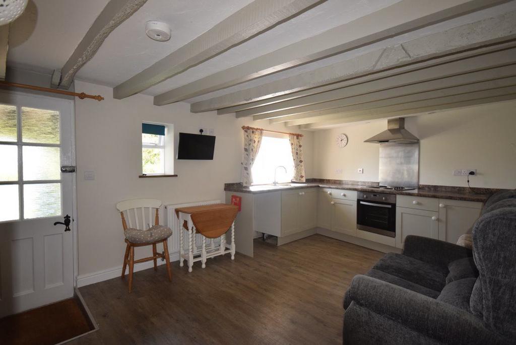 The Pines, Eastleigh, Bideford 1 bed cottage £640 pcm (£148 pw)
