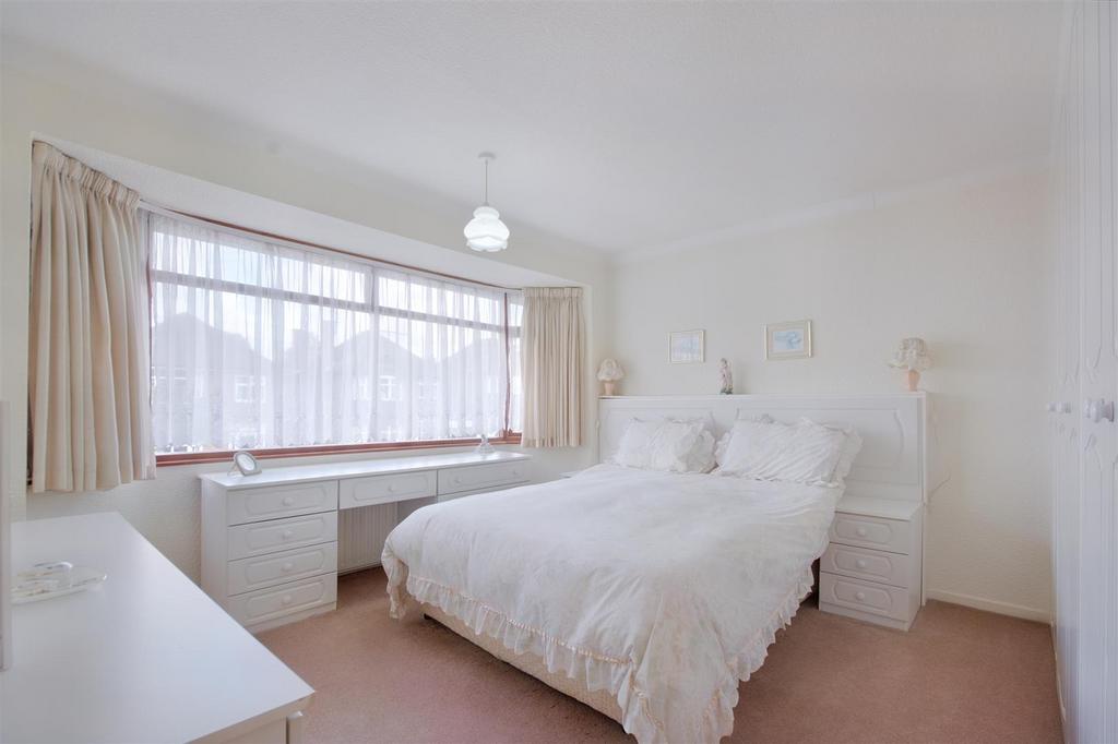 Bedroom 1.jpeg