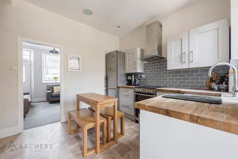 44 Benty Lane, Sheffield, S10 5NF