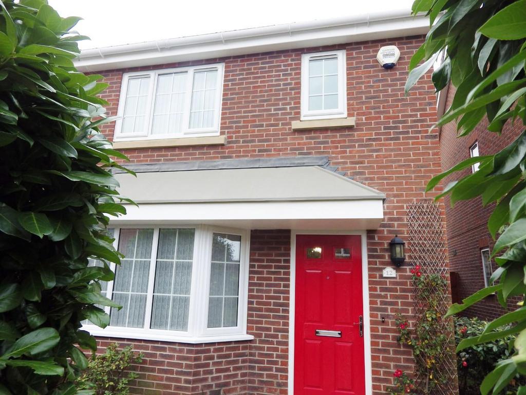 Saxon Gate, Hereford 3 bed semidetached house £895 pcm (£207 pw)