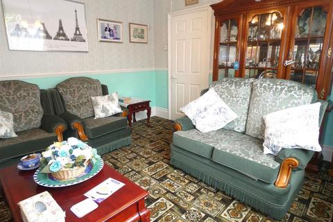 64 Rectory Road, Sutton Coldfield, B75 7AS