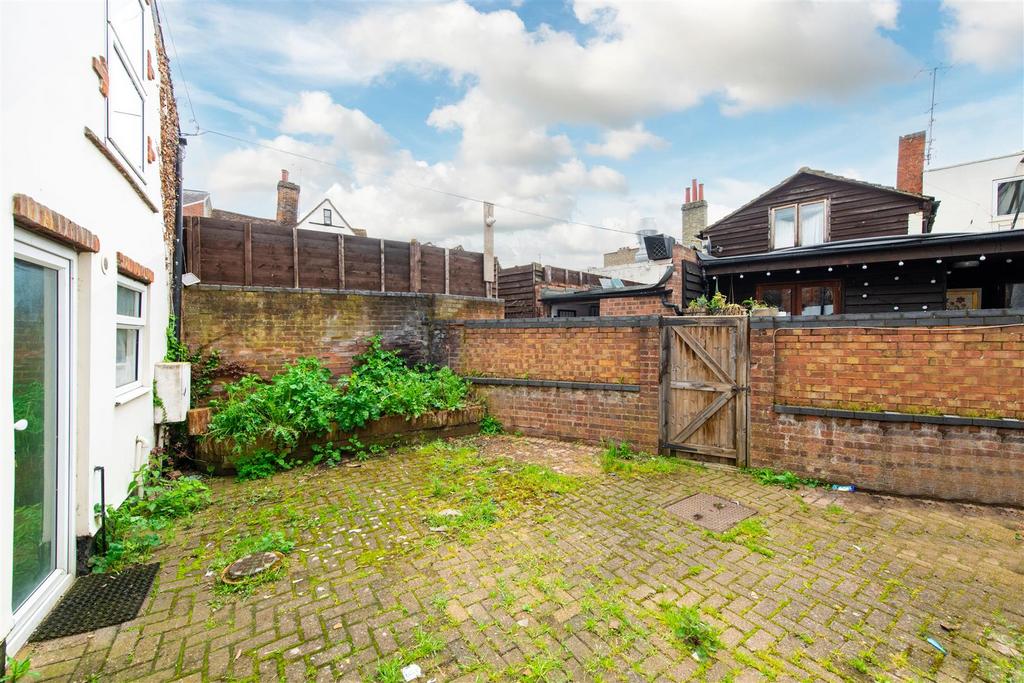 Rear Courtyard
