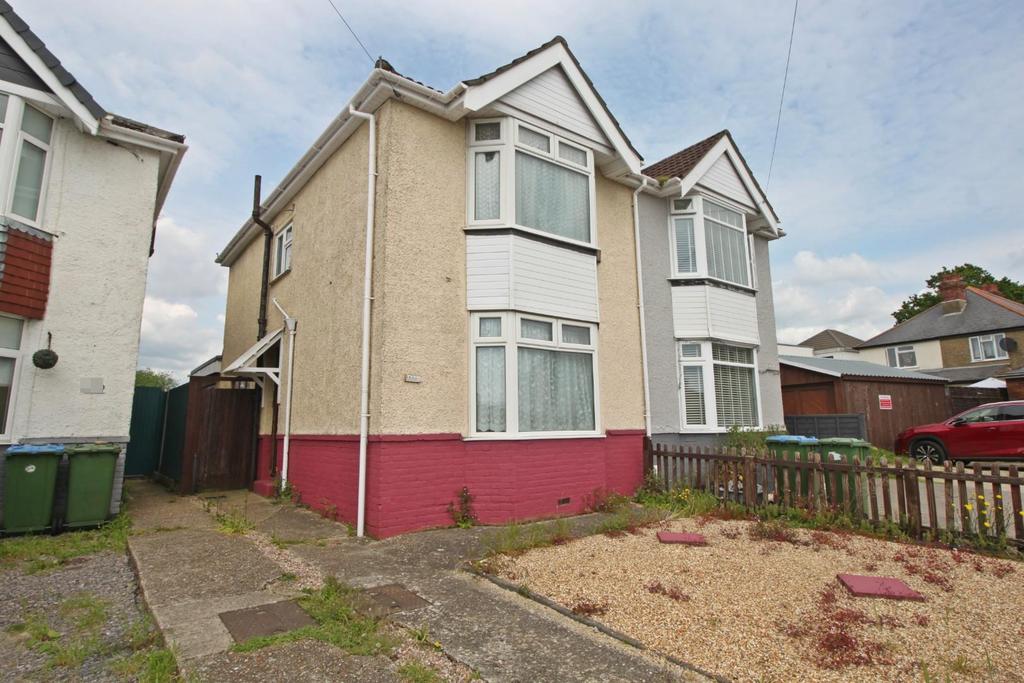 Kathleen Road, Sholing, Southampton 2 bed semidetached house for sale