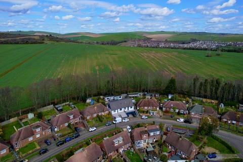 154 Downsway, Southwick, Brighton, BN42 4WF