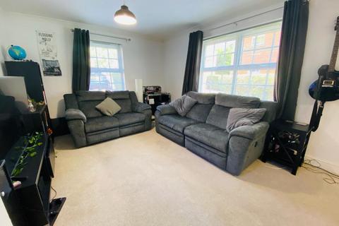 2 bedroom apartment for sale - St Lawrence House, Latymer Court, Northampton NN1
