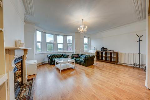 2 bedroom property for sale - Penhill Road, Cardiff