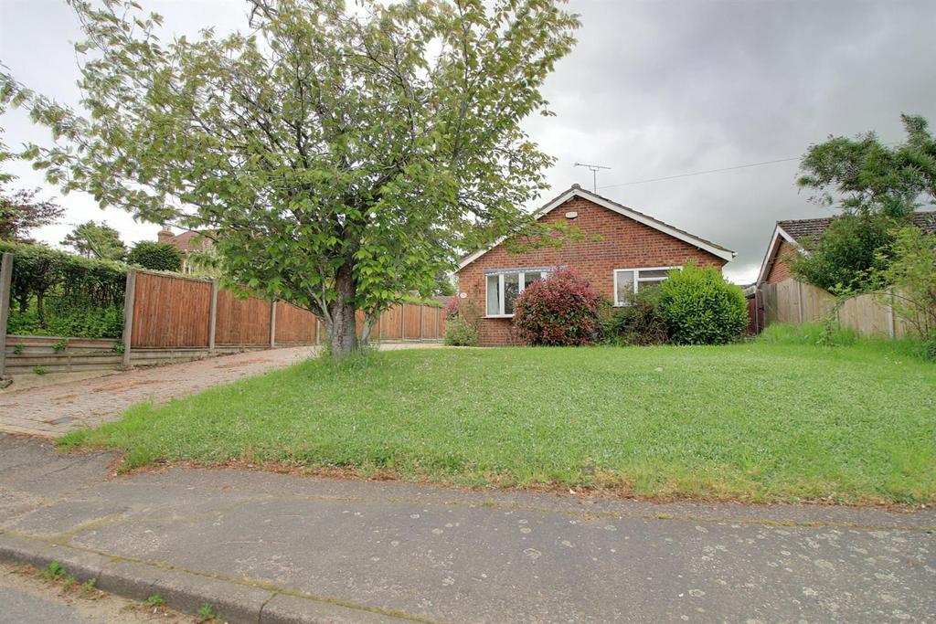 Mill Street, Mattishall 2 bed detached bungalow for sale £285,000
