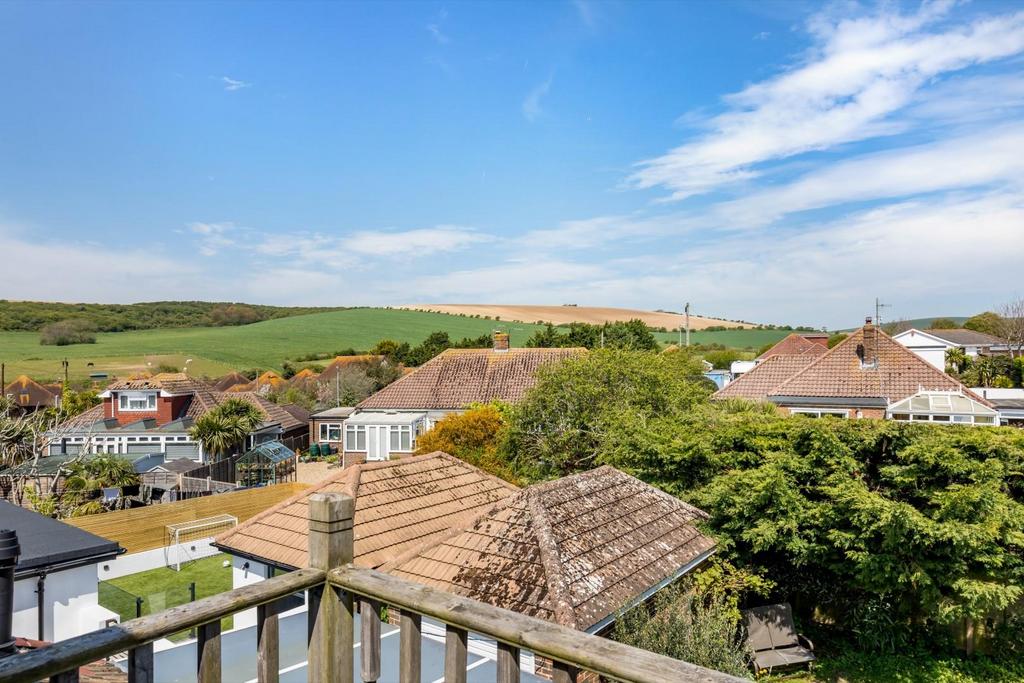 Westfield Avenue, Saltdean 3 bed detached bungalow for sale £525,000
