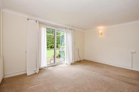 2 bedroom terraced house for sale, Carters Meadow, Charlton, Andover