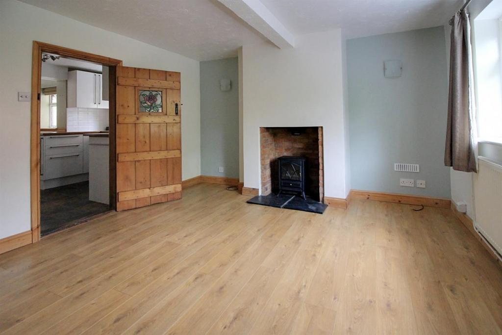 Eastgate Street, North Elmham 2 bed cottage £220,000