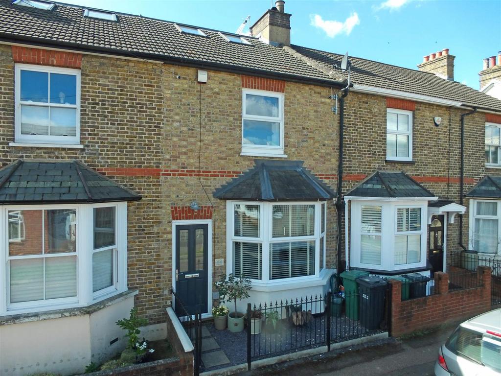 Oatlands Road, Burgh Heath 3 bed terraced house for sale £560,000